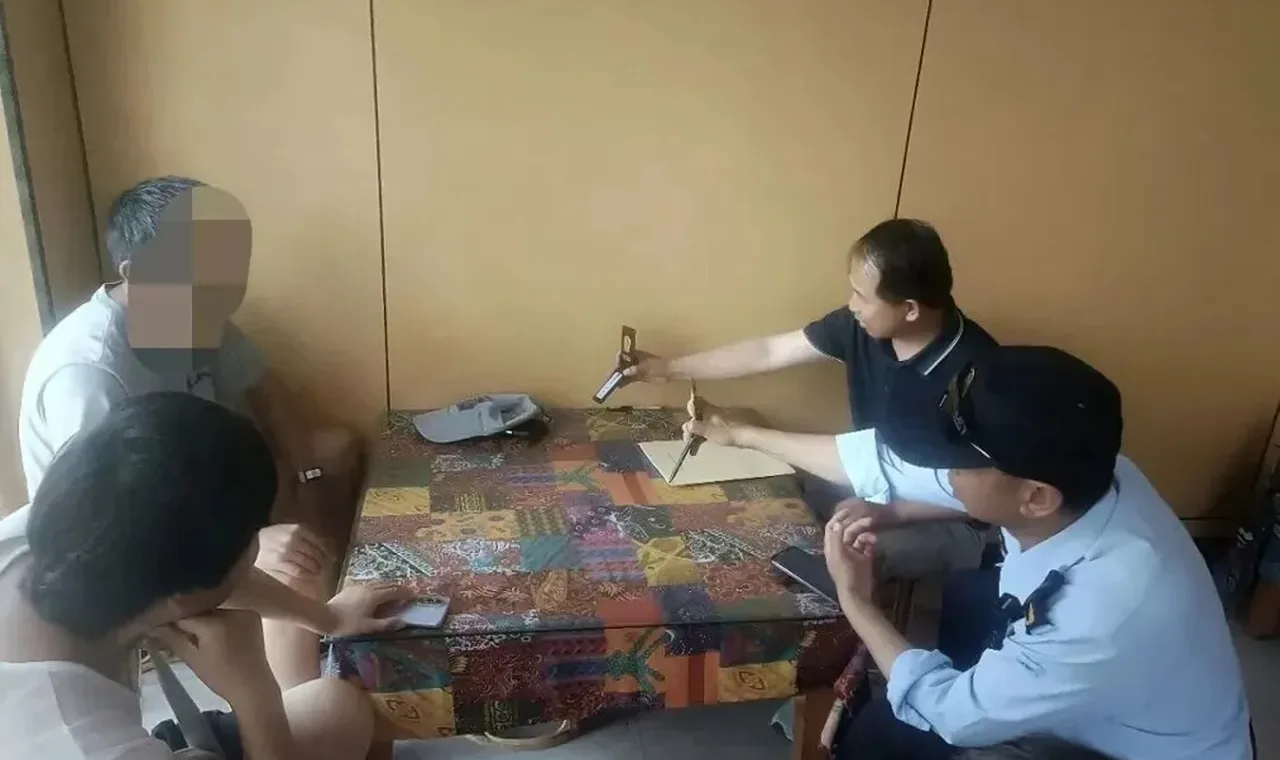 外地游客袁某将宠物犬带入洱海湖区，并使用清洁剂清洗，被依法查处 插图